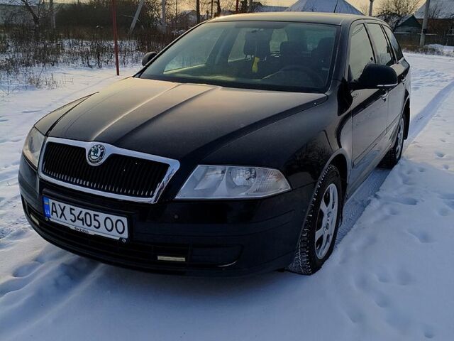 Черный Шкода Октавия, объемом двигателя 1.6 л и пробегом 27000 тыс. км за 7500 $, фото 1 на Automoto.ua
