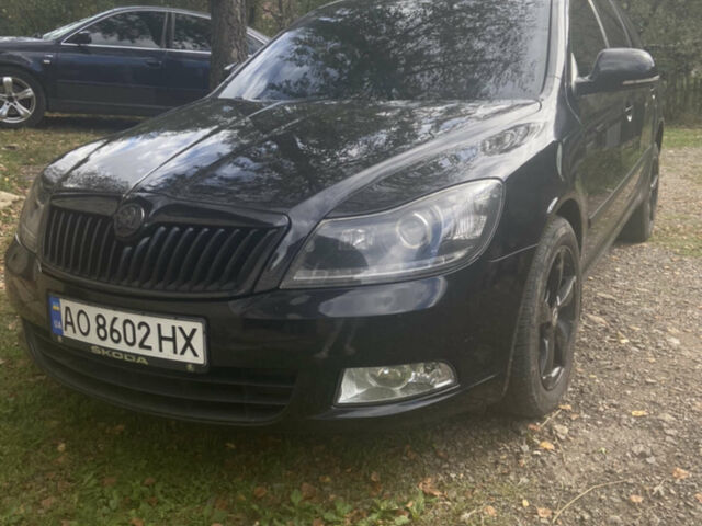 Чорний Шкода Октавія, об'ємом двигуна 1.6 л та пробігом 323 тис. км за 8800 $, фото 1 на Automoto.ua