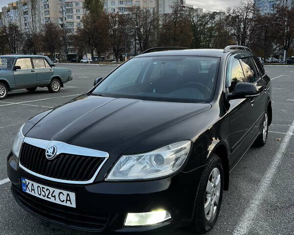 Чорний Шкода Октавія, об'ємом двигуна 1.8 л та пробігом 330 тис. км за 7800 $, фото 1 на Automoto.ua