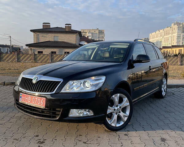 Черный Шкода Октавия, объемом двигателя 2 л и пробегом 251 тыс. км за 10850 $, фото 1 на Automoto.ua