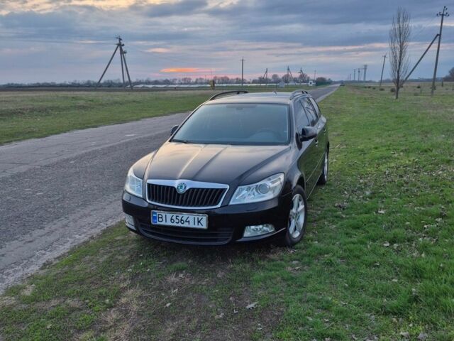 Черный Шкода Октавия, объемом двигателя 1.8 л и пробегом 186 тыс. км за 8999 $, фото 1 на Automoto.ua