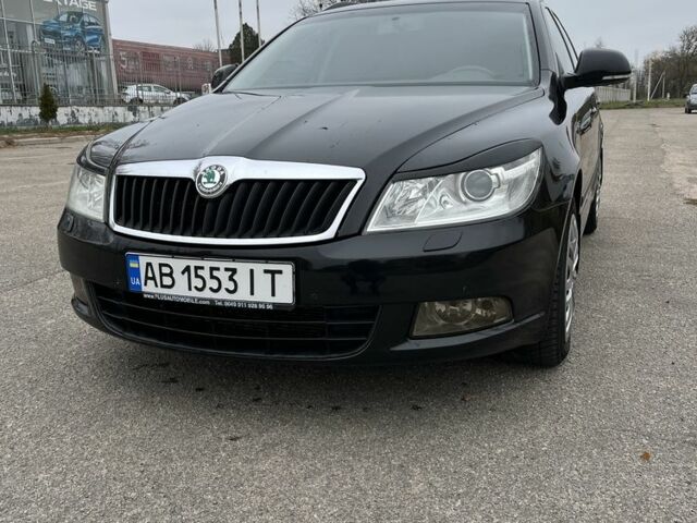 Черный Шкода Октавия, объемом двигателя 2 л и пробегом 257 тыс. км за 8900 $, фото 1 на Automoto.ua
