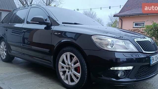 Черный Шкода Октавия, объемом двигателя 1.97 л и пробегом 263 тыс. км за 10850 $, фото 1 на Automoto.ua