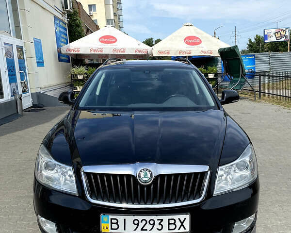 Шкода Октавия 2012 в Полтаве на Automoto.ua Черный Шкода Октавия, объемом двигателя 1.39 л и пробегом 250 тыс. км за 6900 $, фото 1 на Automoto.ua
