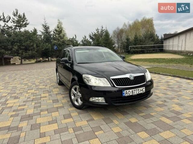 Чорний Шкода Октавія, об'ємом двигуна 2 л та пробігом 274 тис. км за 8300 $, фото 1 на Automoto.ua