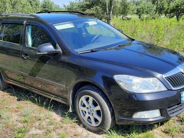 Черный Шкода Октавия, объемом двигателя 1.39 л и пробегом 338 тыс. км за 7450 $, фото 1 на Automoto.ua