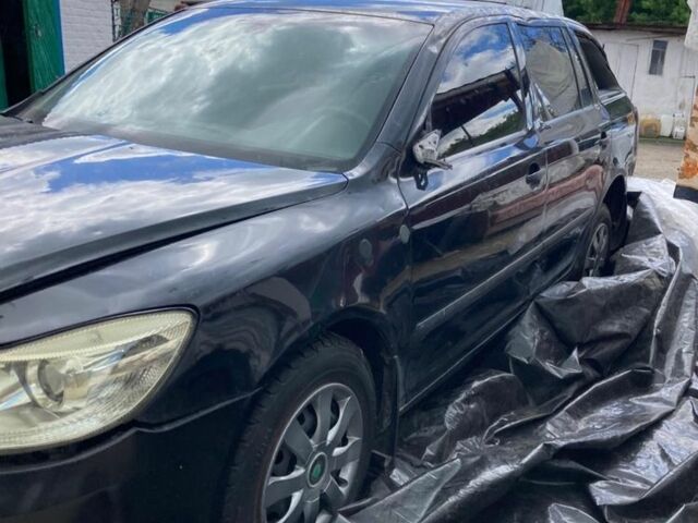Чорний Шкода Октавія, об'ємом двигуна 1.6 л та пробігом 364 тис. км за 2800 $, фото 1 на Automoto.ua