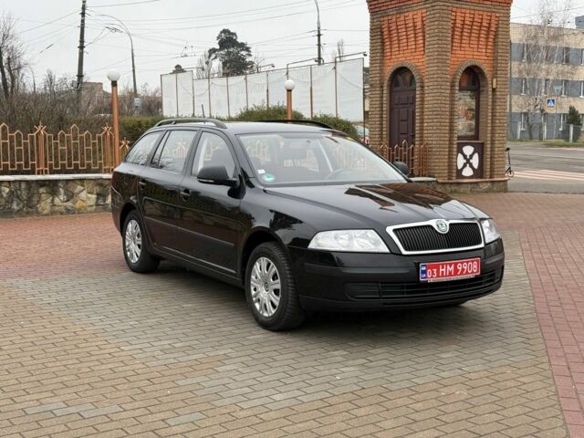 Чорний Шкода Октавія, об'ємом двигуна 0 л та пробігом 170 тис. км за 7900 $, фото 1 на Automoto.ua