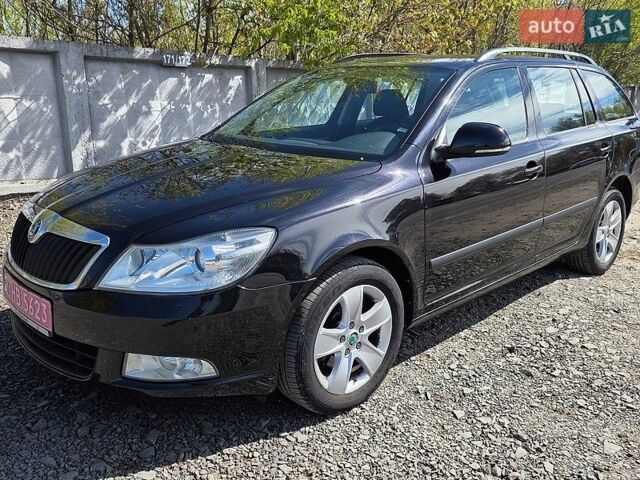 Черный Шкода Октавия, объемом двигателя 1.6 л и пробегом 315 тыс. км за 7900 $, фото 1 на Automoto.ua