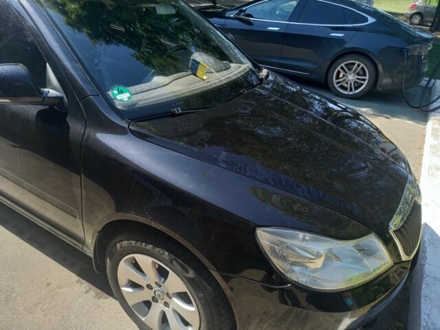 Черный Шкода Октавия, объемом двигателя 0 л и пробегом 270 тыс. км за 8100 $, фото 1 на Automoto.ua