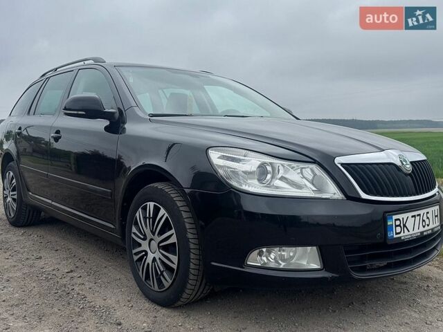 Чорний Шкода Октавія, об'ємом двигуна 1.6 л та пробігом 256 тис. км за 7350 $, фото 1 на Automoto.ua