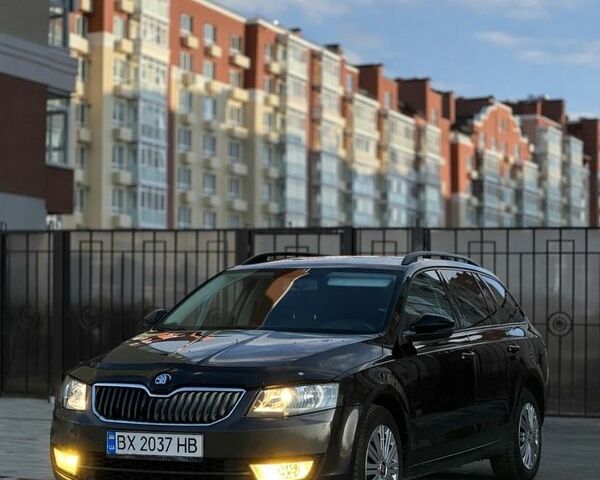 Черный Шкода Октавия, объемом двигателя 1.6 л и пробегом 309 тыс. км за 8400 $, фото 1 на Automoto.ua