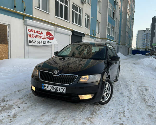 Черный Шкода Октавия, объемом двигателя 1.6 л и пробегом 305 тыс. км за 10444 $, фото 1 на Automoto.ua