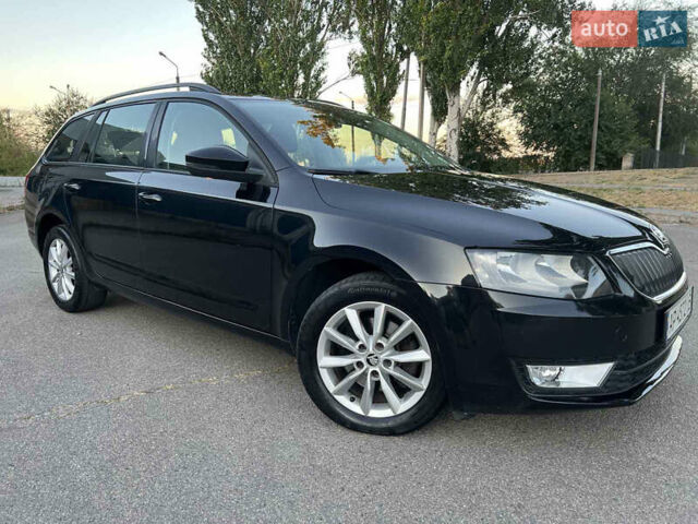 Черный Шкода Октавия, объемом двигателя 1.6 л и пробегом 180 тыс. км за 10200 $, фото 1 на Automoto.ua