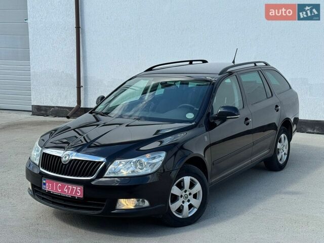 Черный Шкода Октавия, объемом двигателя 1.6 л и пробегом 250 тыс. км за 9300 $, фото 1 на Automoto.ua