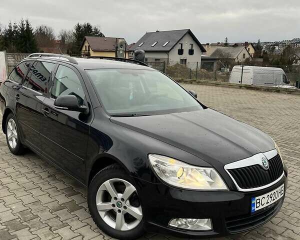 Черный Шкода Октавия, объемом двигателя 1.97 л и пробегом 231 тыс. км за 10200 $, фото 1 на Automoto.ua