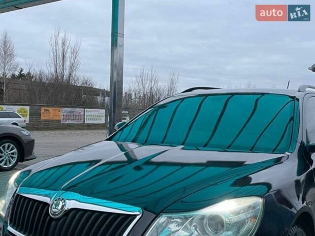 Черный Шкода Октавия, объемом двигателя 1.97 л и пробегом 250 тыс. км за 8750 $, фото 1 на Automoto.ua