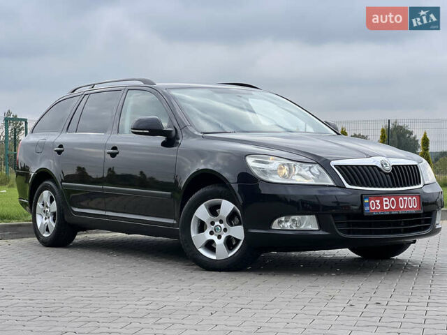 Черный Шкода Октавия, объемом двигателя 1.6 л и пробегом 238 тыс. км за 8100 $, фото 1 на Automoto.ua