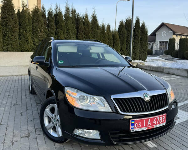Черный Шкода Октавия, объемом двигателя 2 л и пробегом 202 тыс. км за 10450 $, фото 1 на Automoto.ua