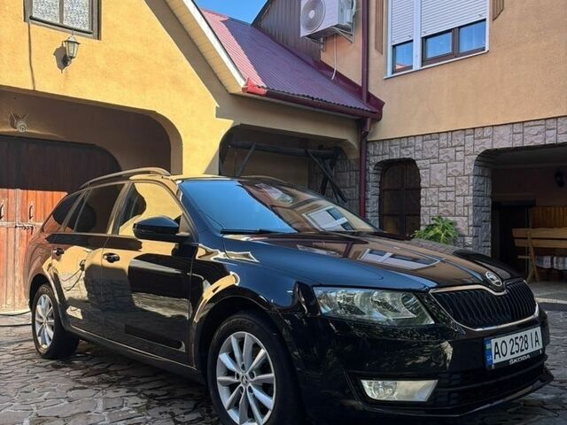 Чорний Шкода Октавія, об'ємом двигуна 1.6 л та пробігом 268 тис. км за 9300 $, фото 1 на Automoto.ua