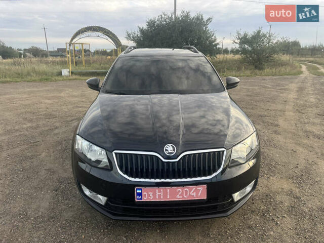 Чорний Шкода Октавія, об'ємом двигуна 2 л та пробігом 295 тис. км за 11800 $, фото 1 на Automoto.ua