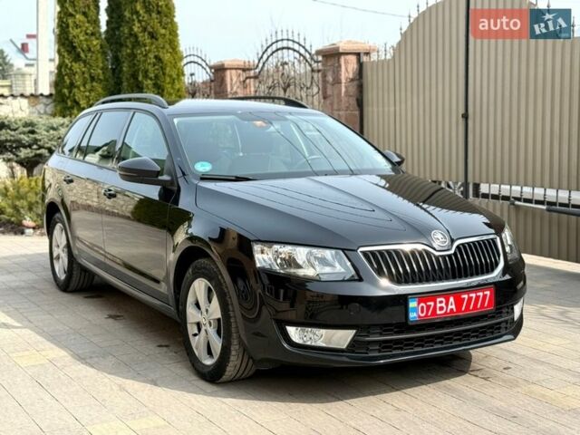 Черный Шкода Октавия, объемом двигателя 1.8 л и пробегом 199 тыс. км за 10936 $, фото 1 на Automoto.ua