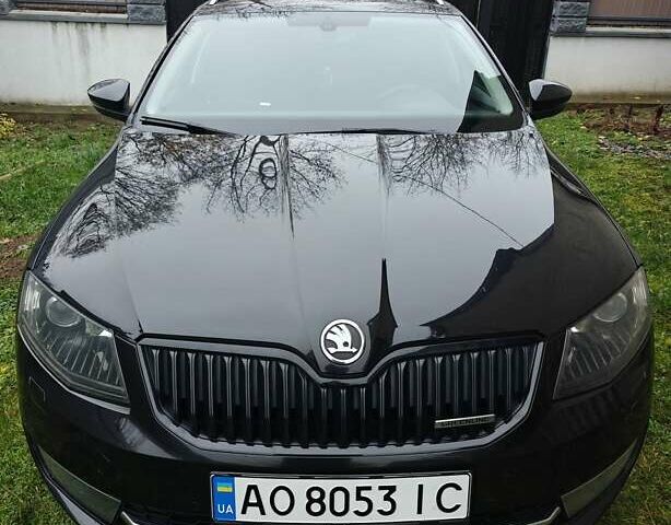 Черный Шкода Октавия, объемом двигателя 1.6 л и пробегом 343 тыс. км за 10000 $, фото 1 на Automoto.ua