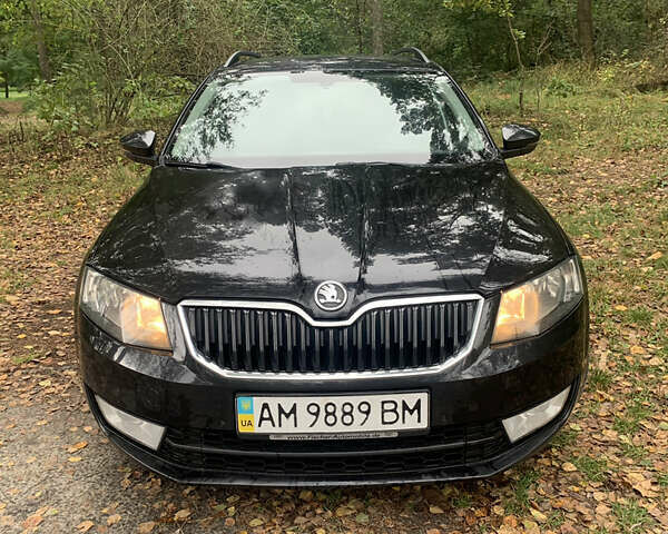 Черный Шкода Октавия, объемом двигателя 1.6 л и пробегом 247 тыс. км за 10450 $, фото 1 на Automoto.ua