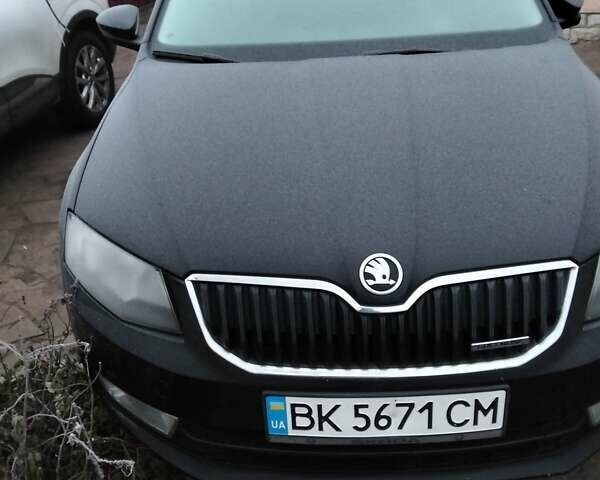 Черный Шкода Октавия, объемом двигателя 1.6 л и пробегом 266 тыс. км за 11500 $, фото 1 на Automoto.ua