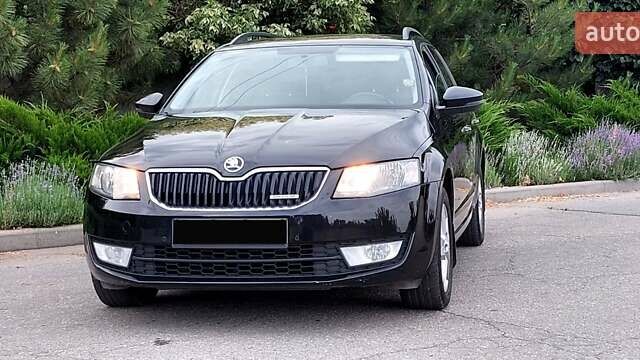 Чорний Шкода Октавія, об'ємом двигуна 1.6 л та пробігом 190 тис. км за 9700 $, фото 1 на Automoto.ua