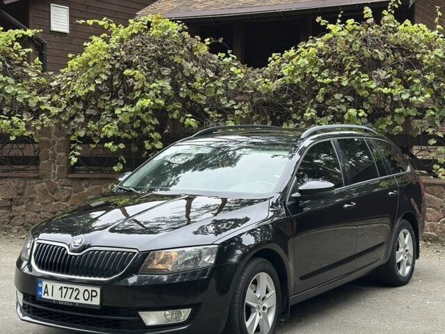 Черный Шкода Октавия, объемом двигателя 1.6 л и пробегом 259 тыс. км за 11300 $, фото 1 на Automoto.ua