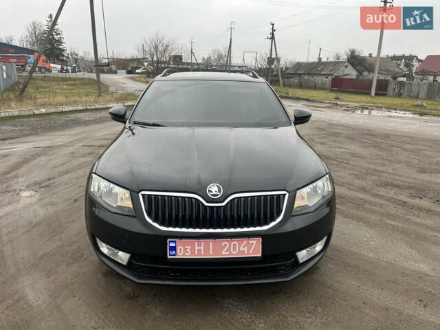 Черный Шкода Октавия, объемом двигателя 2 л и пробегом 296 тыс. км за 11800 $, фото 1 на Automoto.ua