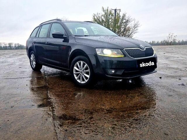 Чорний Шкода Октавія, об'ємом двигуна 2 л та пробігом 260 тис. км за 11300 $, фото 1 на Automoto.ua