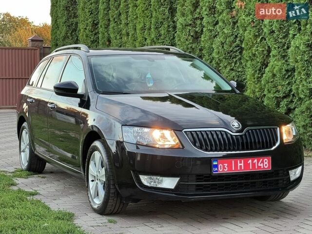 Черный Шкода Октавия, объемом двигателя 1.6 л и пробегом 225 тыс. км за 12999 $, фото 1 на Automoto.ua