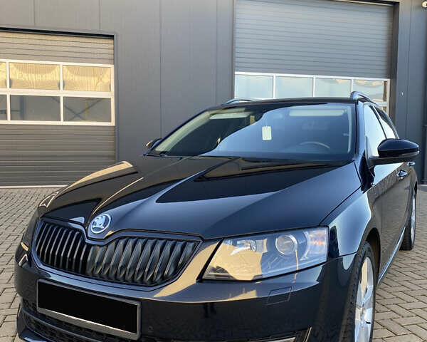 Черный Шкода Октавия, объемом двигателя 2 л и пробегом 294 тыс. км за 12900 $, фото 1 на Automoto.ua