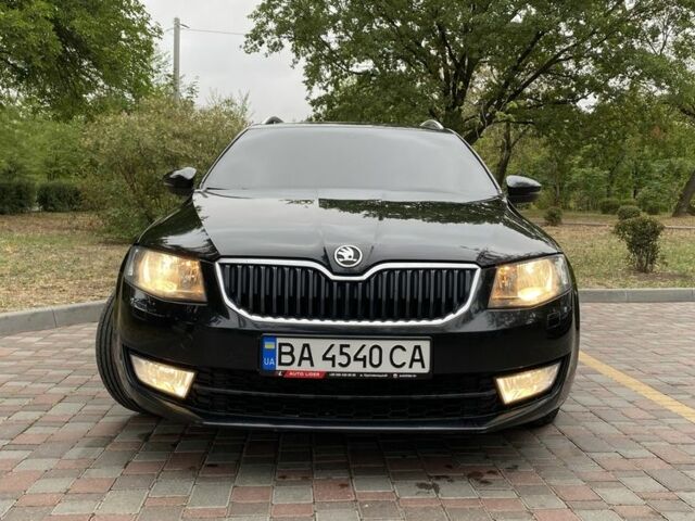 Черный Шкода Октавия, объемом двигателя 2 л и пробегом 241 тыс. км за 10885 $, фото 1 на Automoto.ua