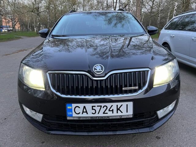 Черный Шкода Октавия, объемом двигателя 1.6 л и пробегом 250 тыс. км за 9500 $, фото 1 на Automoto.ua