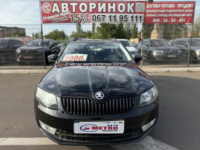 Черный Шкода Октавия, объемом двигателя 1.6 л и пробегом 230 тыс. км за 10500 $, фото 1 на Automoto.ua