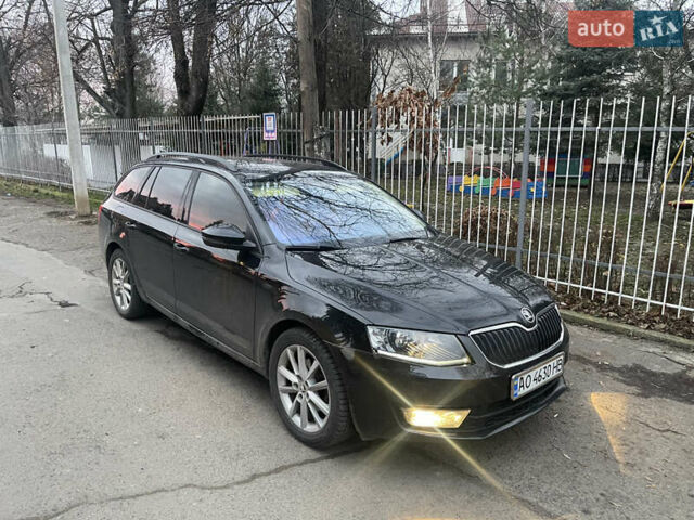 Черный Шкода Октавия, объемом двигателя 2 л и пробегом 200 тыс. км за 11900 $, фото 1 на Automoto.ua
