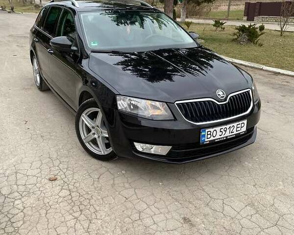 Черный Шкода Октавия, объемом двигателя 1.97 л и пробегом 299 тыс. км за 12200 $, фото 1 на Automoto.ua