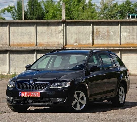 Чорний Шкода Октавія, об'ємом двигуна 1.8 л та пробігом 220 тис. км за 12500 $, фото 1 на Automoto.ua