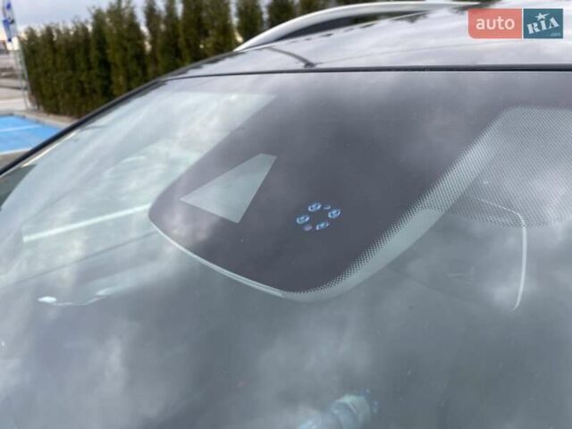 Черный Шкода Октавия, объемом двигателя 1.6 л и пробегом 267 тыс. км за 13000 $, фото 1 на Automoto.ua