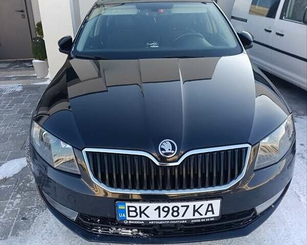 Черный Шкода Октавия, объемом двигателя 1.6 л и пробегом 227 тыс. км за 13450 $, фото 1 на Automoto.ua