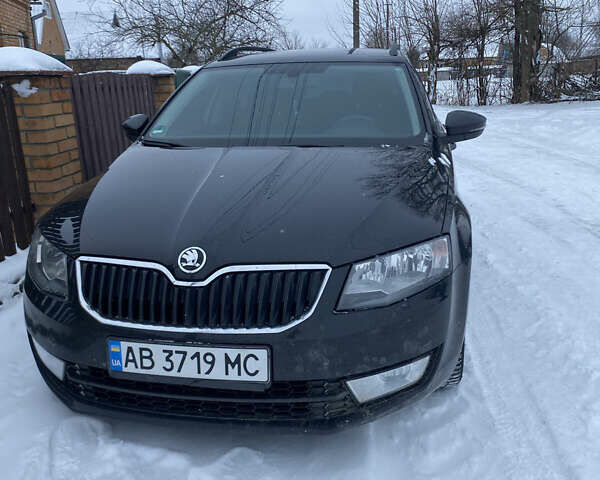 Черный Шкода Октавия, объемом двигателя 1.6 л и пробегом 230 тыс. км за 9500 $, фото 1 на Automoto.ua