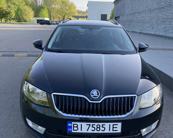 Черный Шкода Октавия, объемом двигателя 1.6 л и пробегом 181 тыс. км за 12900 $, фото 1 на Automoto.ua