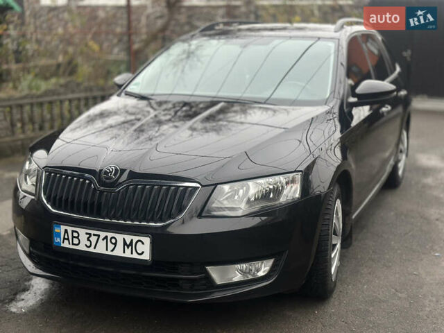Черный Шкода Октавия, объемом двигателя 1.6 л и пробегом 226 тыс. км за 9700 $, фото 1 на Automoto.ua