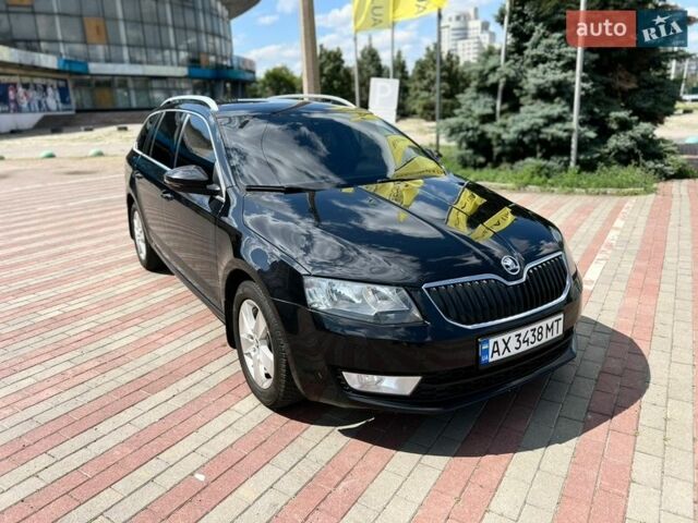 Черный Шкода Октавия, объемом двигателя 1.6 л и пробегом 315 тыс. км за 10850 $, фото 1 на Automoto.ua