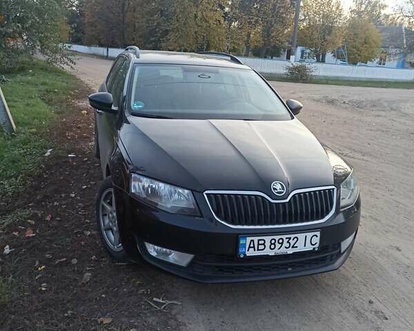 Чорний Шкода Октавія, об'ємом двигуна 1.6 л та пробігом 260 тис. км за 11300 $, фото 1 на Automoto.ua