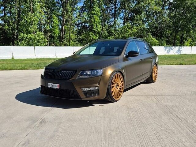 Чорний Шкода Октавія, об'ємом двигуна 2 л та пробігом 260 тис. км за 16900 $, фото 1 на Automoto.ua