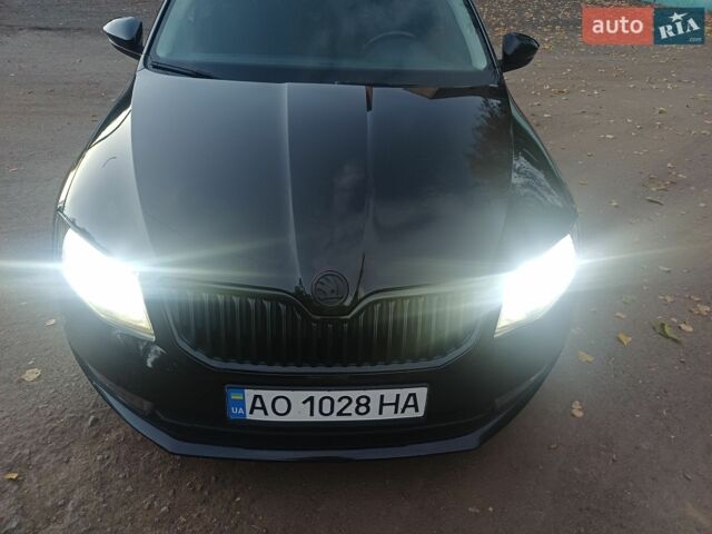 Черный Шкода Октавия, объемом двигателя 0 л и пробегом 270 тыс. км за 10700 $, фото 1 на Automoto.ua